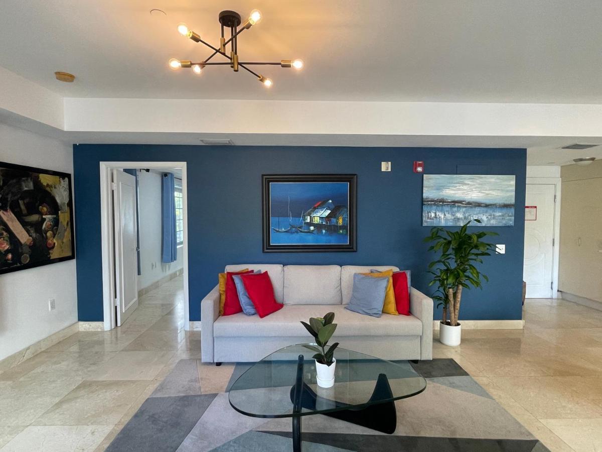 Beachfront Apt In Carlyle Hotel On Ocean Drive Μαϊάμι Μπιτς Εξωτερικό φωτογραφία