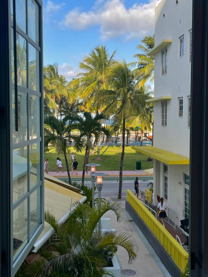 Beachfront Apt In Carlyle Hotel On Ocean Drive Μαϊάμι Μπιτς Εξωτερικό φωτογραφία